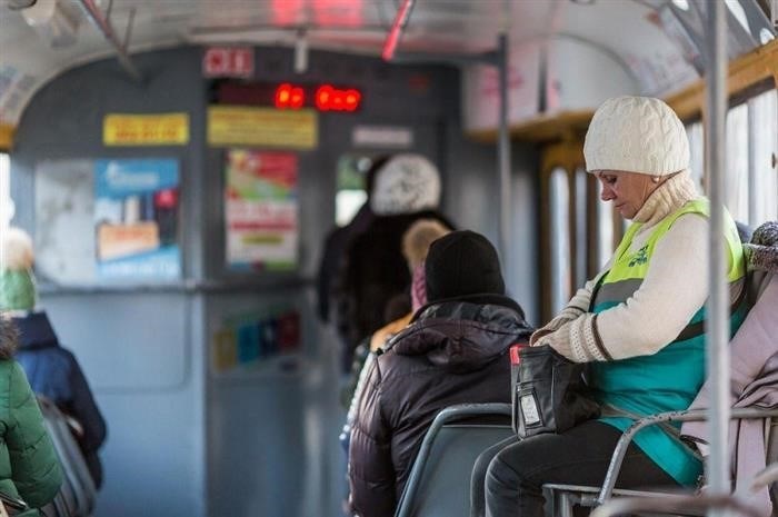 Популярные вопросы и ответы о праве на льготный проезд для многодетных в Санкт-Петербурге в 2024 году