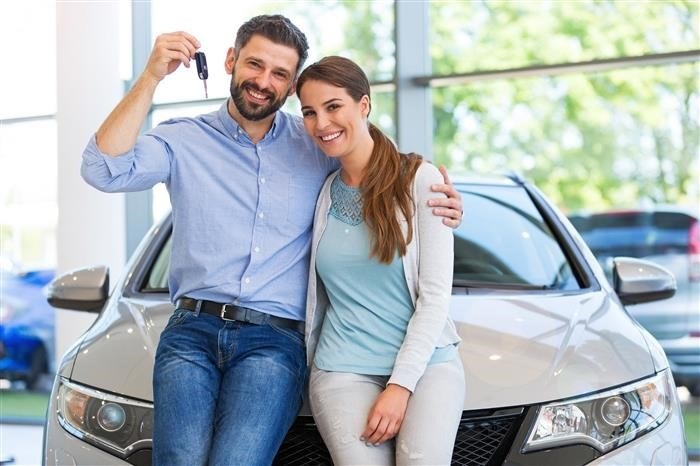 Как изменить владение автомобилем между супругами: договор купли-продажи