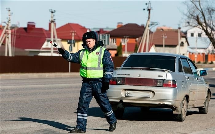 Если не успели обогнать до начала сплошной разметки?