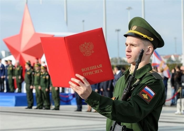 Сколько солдат срочной службы может брать увольнительных